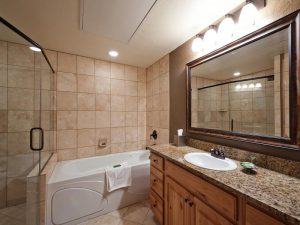 Picture of Silverado Lodge 223 Bathroom