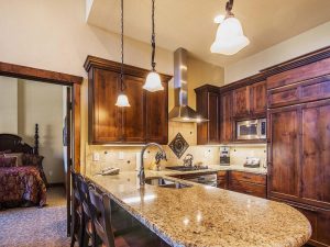 Picture of kitchen in Hyatt Escala Lodge 333